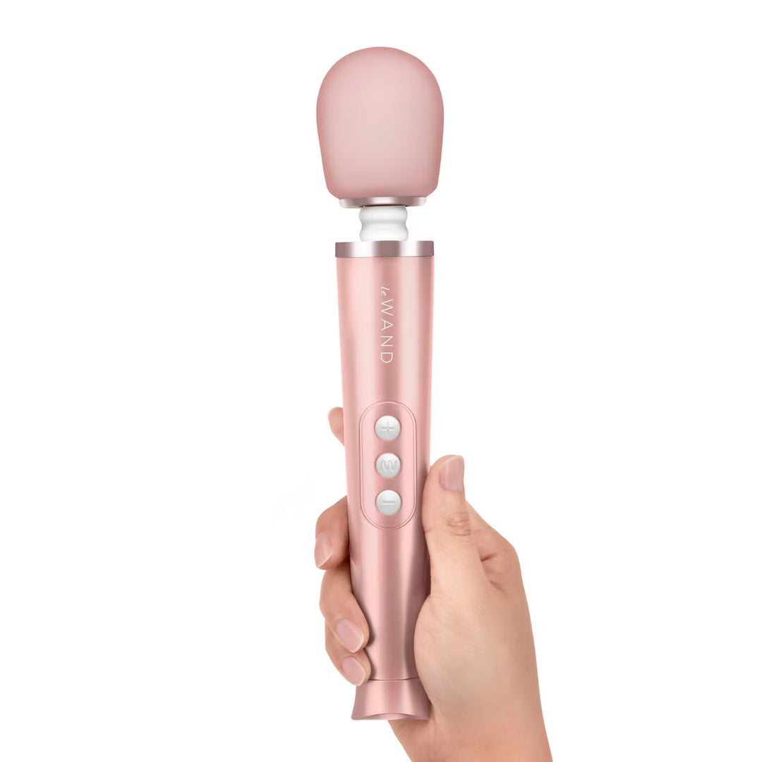 Le Wand Petite Rechargeable Wand Massager – Rose Gold